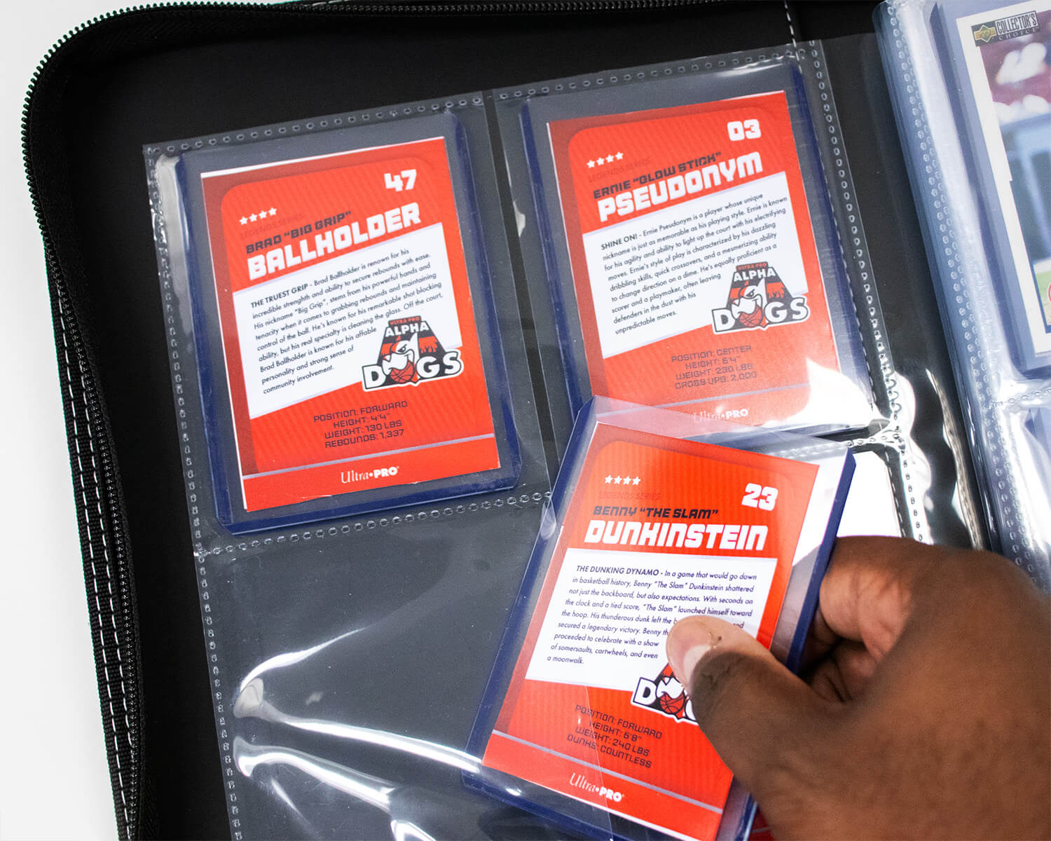 Ultra Pro 4-Pocket Toploader Zippered Premium Pro-Binder / Album - Image 10